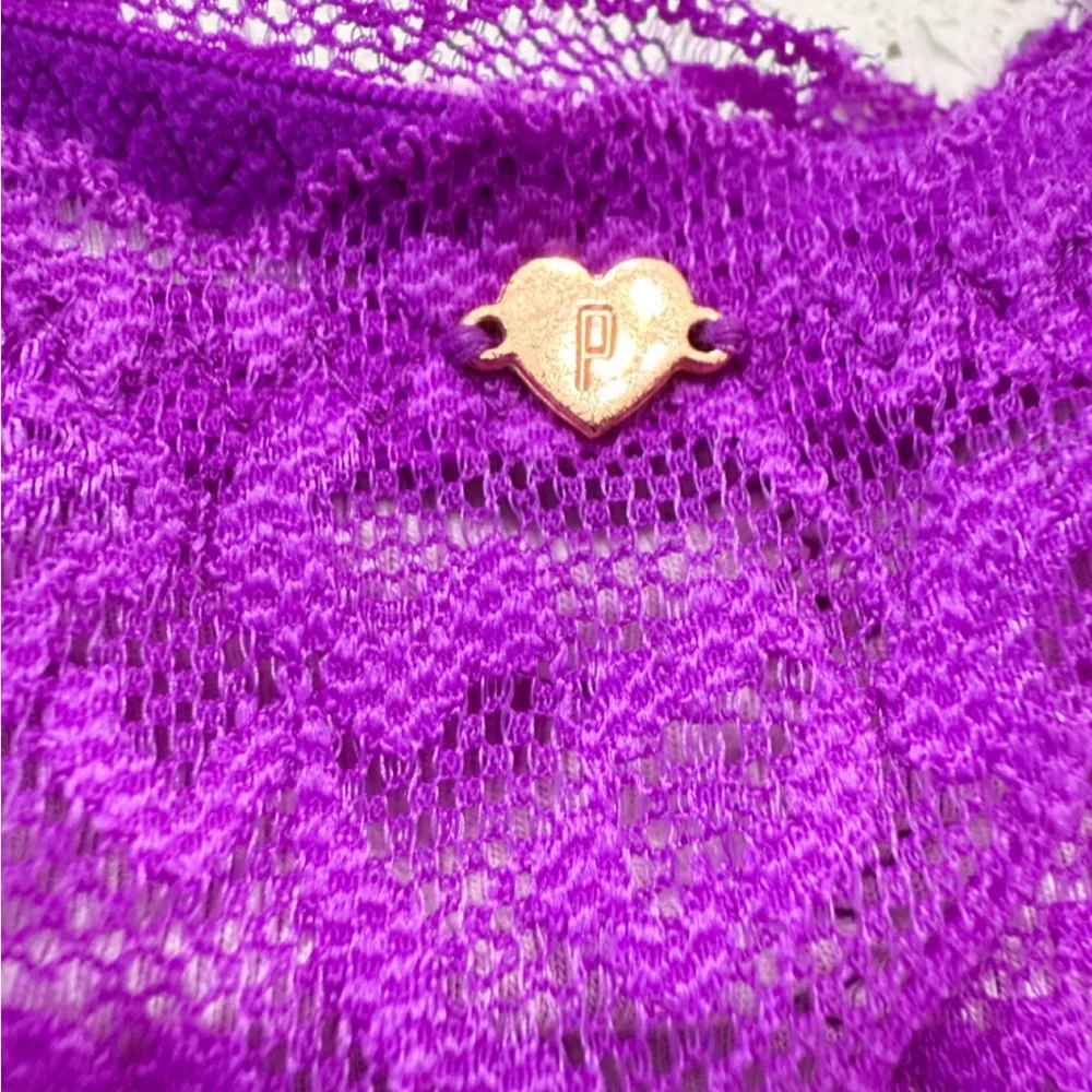 PINK Victoria’s Secret Purple Lace Rhinestone Bandeau Bralette L